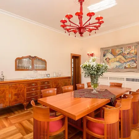 Villa Split Villa *